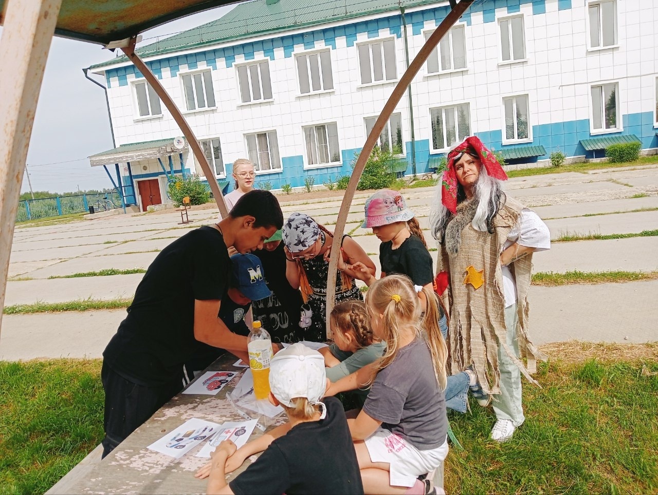 Мы за безопасность.