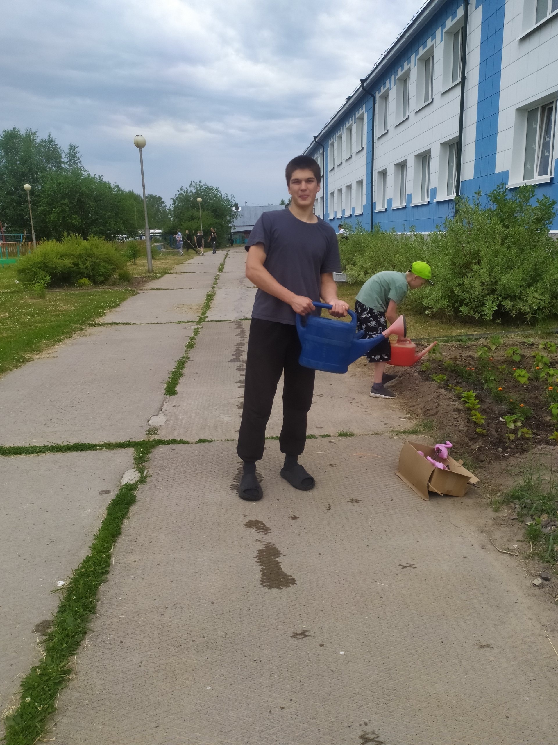 Ещё один день в летнем трудовом лагере «Радуга».