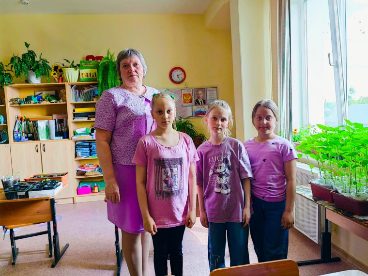 "РАДУЖНАЯ НЕДЕЛЯ" в школе.